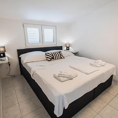 Downtown Park Apartments With Balcony Vodice Exterior photo