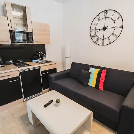 Downtown Park Apartments With Balcony Vodice Room photo