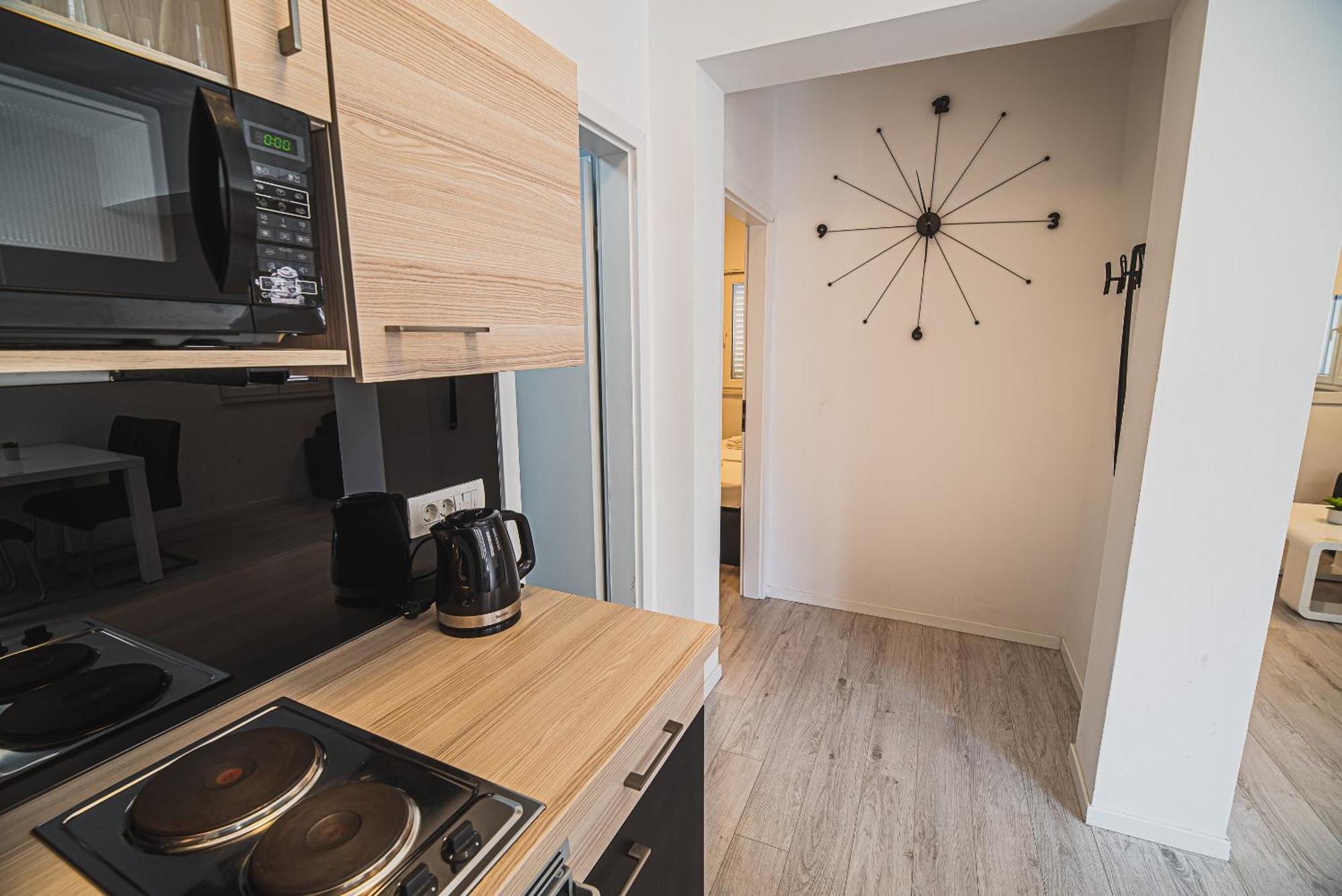 Downtown Park With Balcony Apartment Vodice