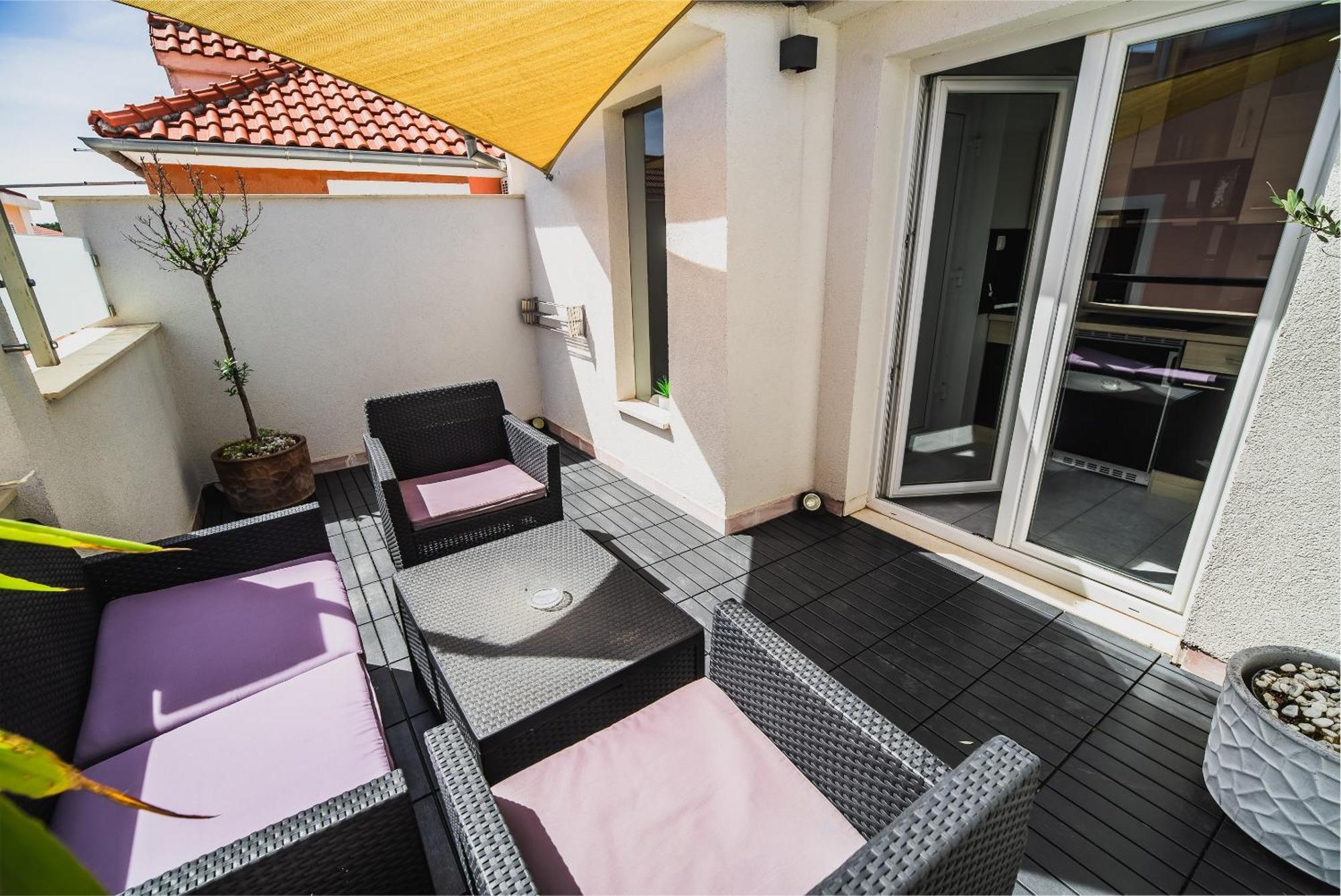 Downtown Park With Balcony Apartment Vodice