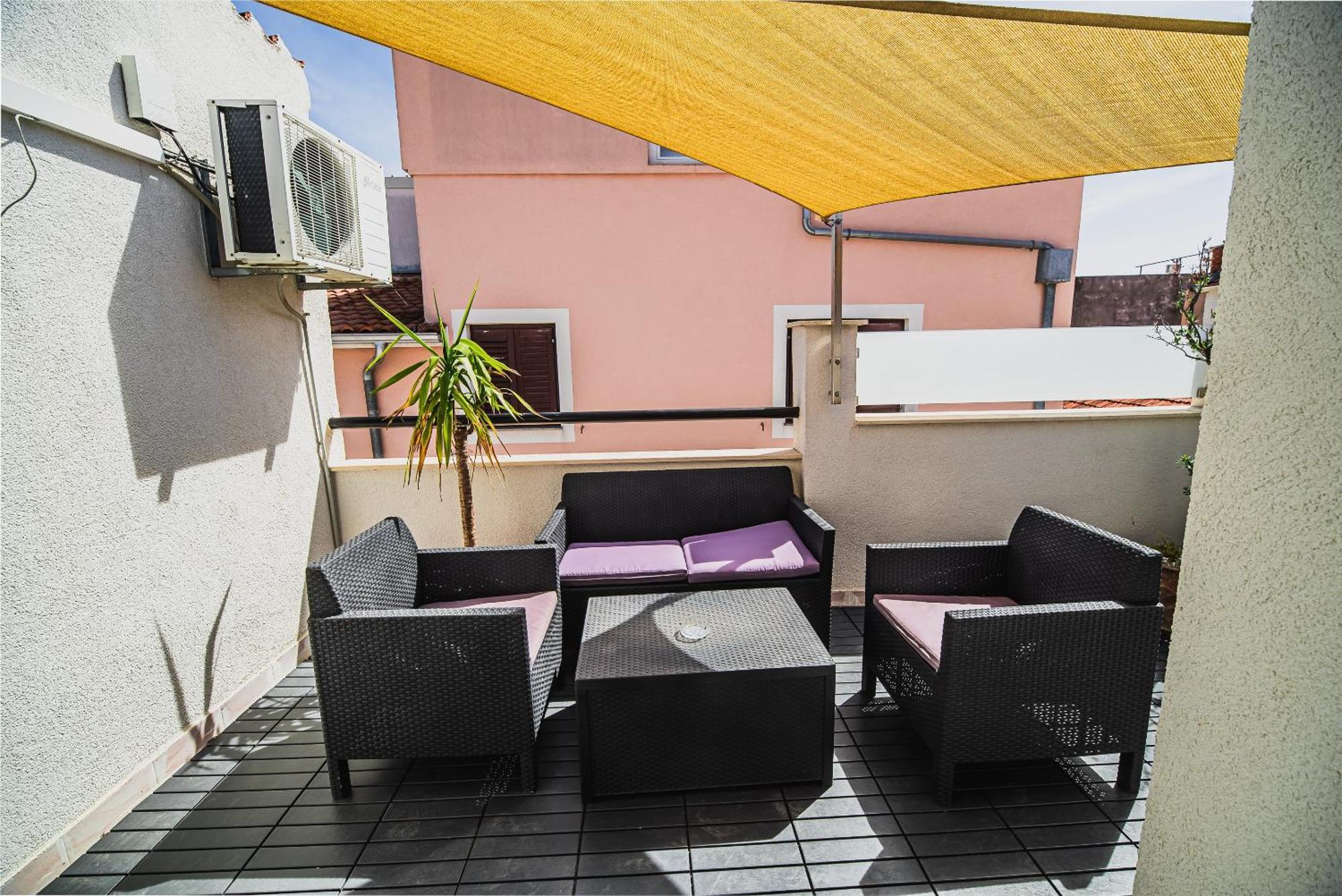 Apartmán Downtown Park With Balcony